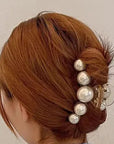 Luminous Pearl Jaw Clip